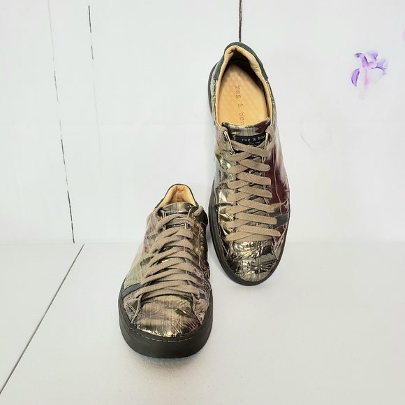 *SOLD* Rag & Bone Metallic Leather Low Top Sneakers 13 - Picture 11 of 11